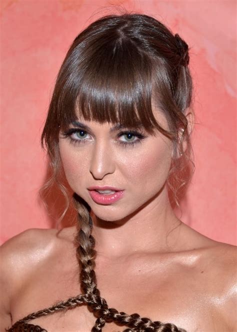 ryley reid|14 Unbelievable Facts About Riley Reid